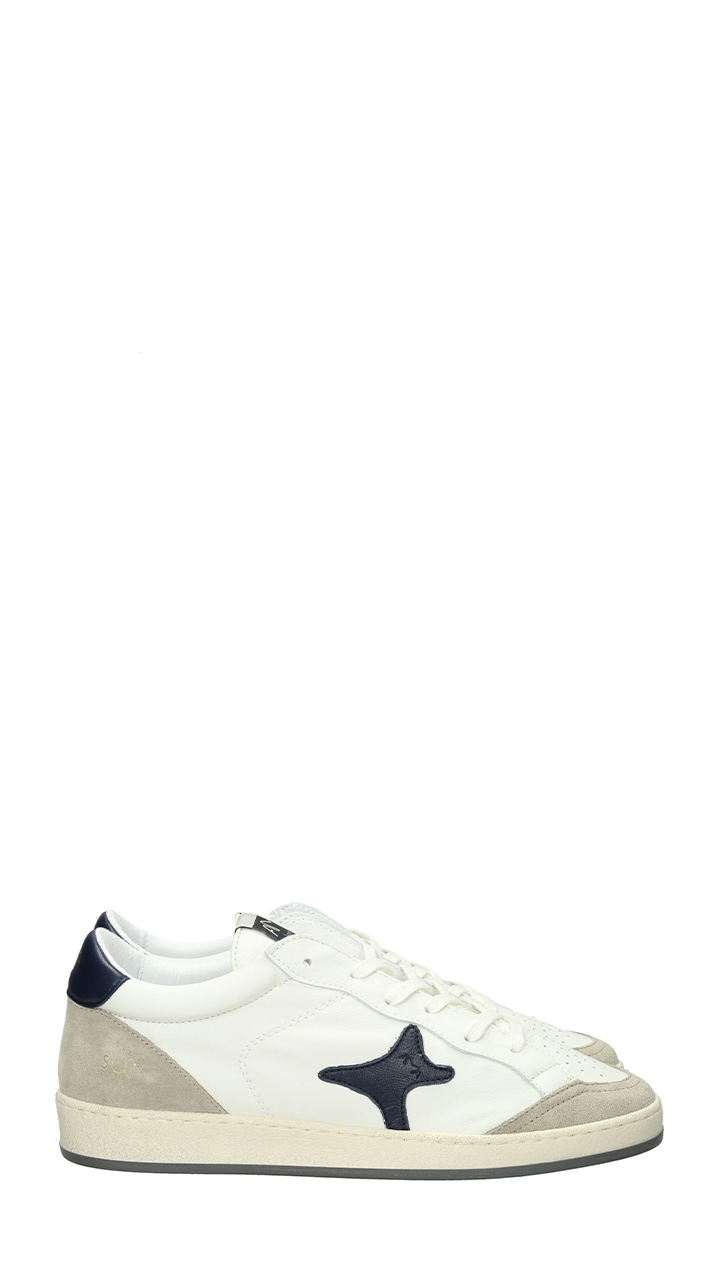 Ama Brand Sneakers 4121