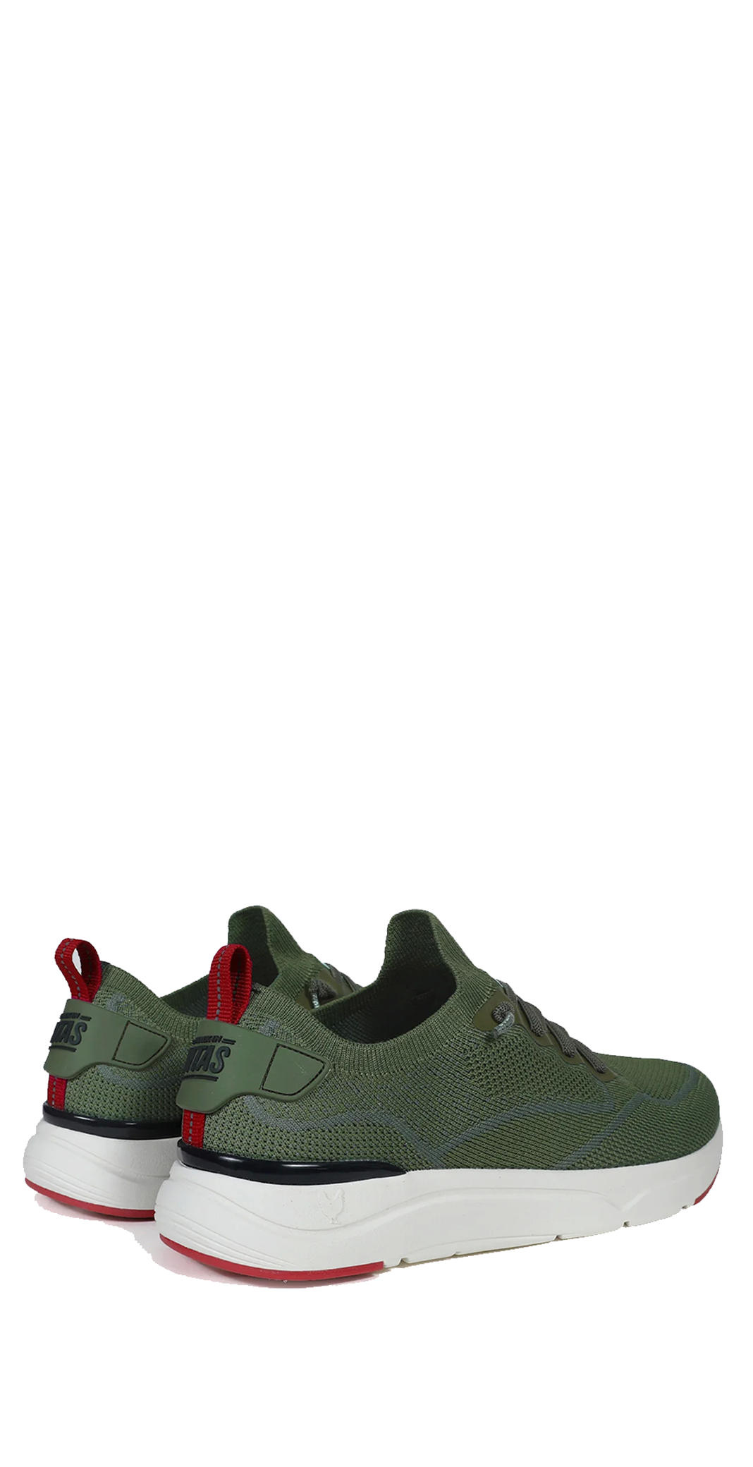 WALK IN PITAS SNEAKERS CUE