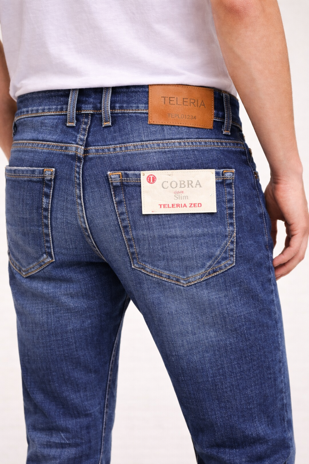 Telleria Zed jeans slim fit COBRAF17