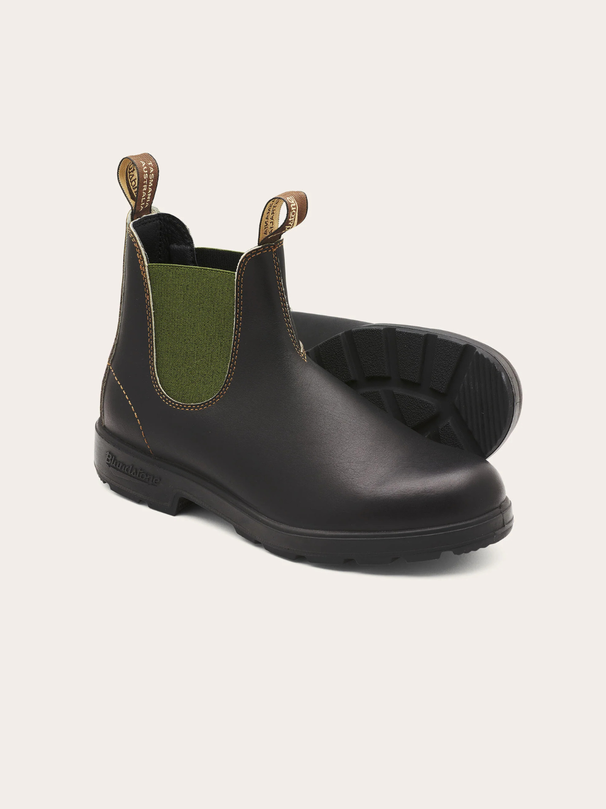 Blund Stone 519